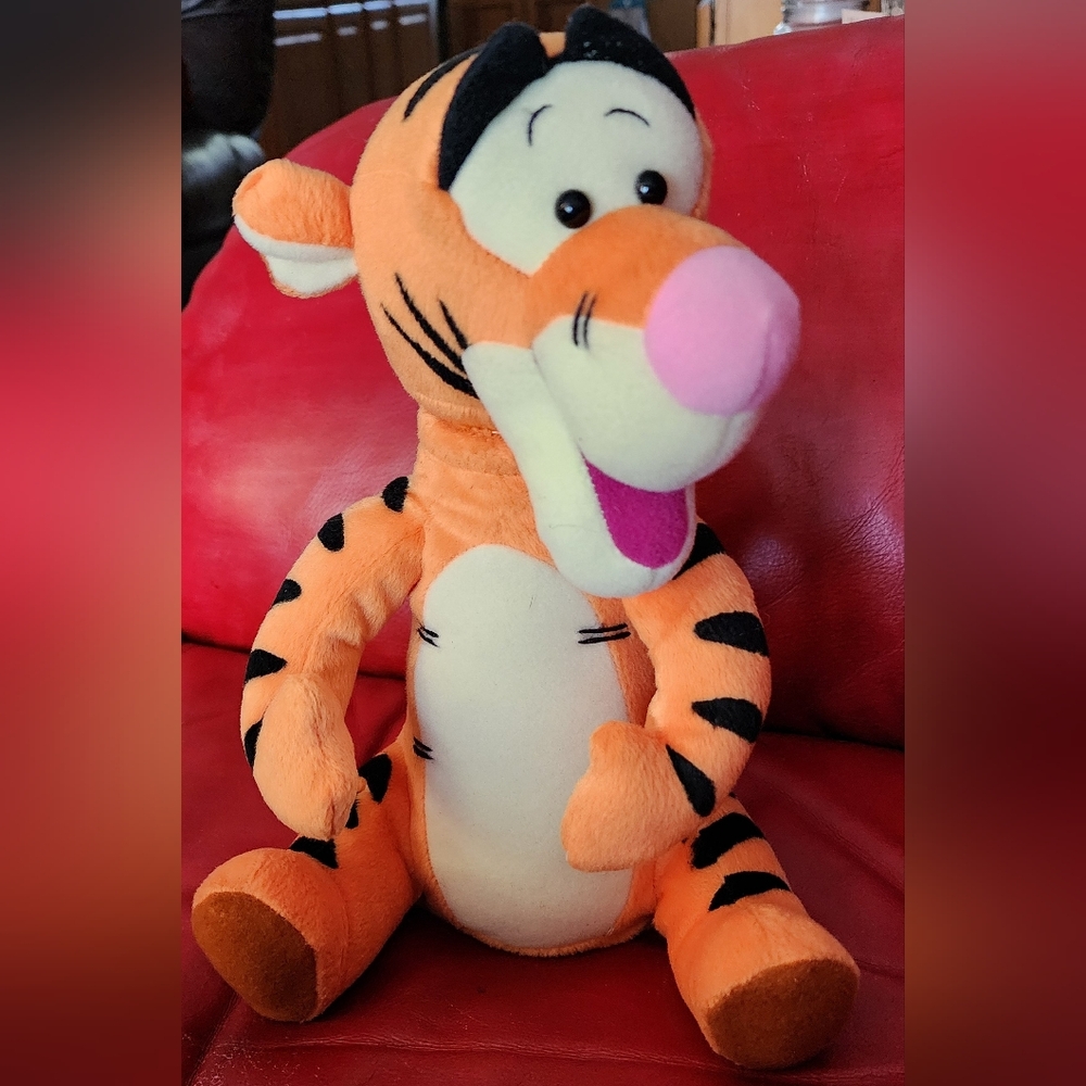 Disney 1999 Mattel Winnie The Pooh Talking Tigger Bounce Me 10" BENIFITS CHARITY